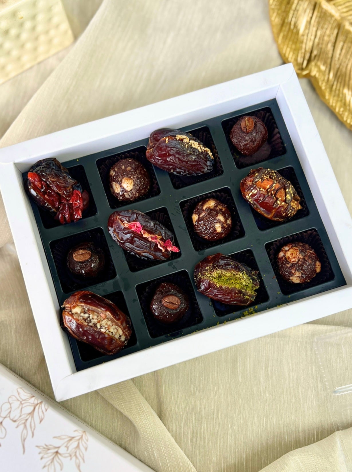 Stuffed Medjoul Dates & Truffles Gift Box - Forest Nectar & Earth's Embrace